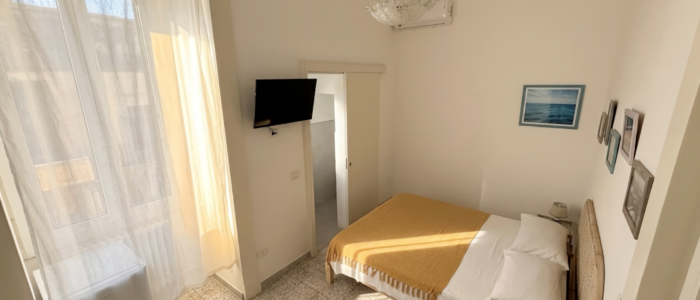 Camera matrimoniale 2 con vista sul Golfo di Gallipoli - bagno con bidet