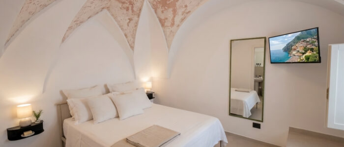 Interno camera matrimoniale 4 secondo piano - B&B Le Camere sul Golfo